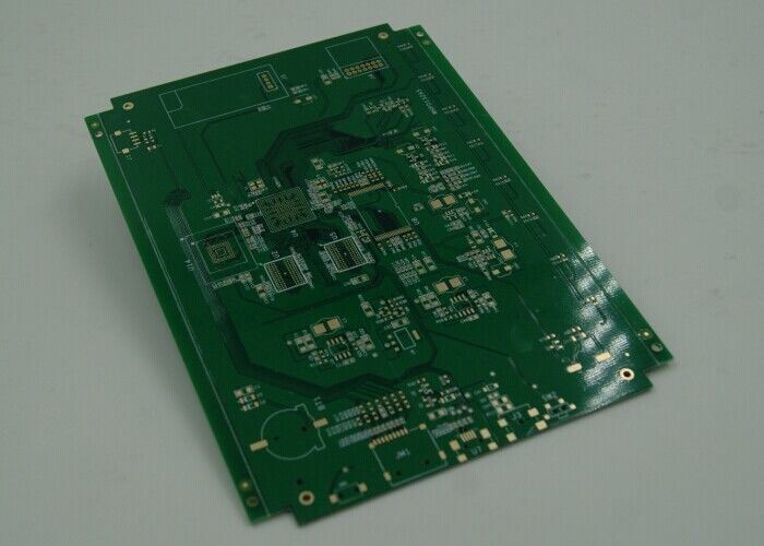 Tavola PCB multilivello per la comunicazione a banda larga con finitura superficiale in oro immersivo e 4-32 strati