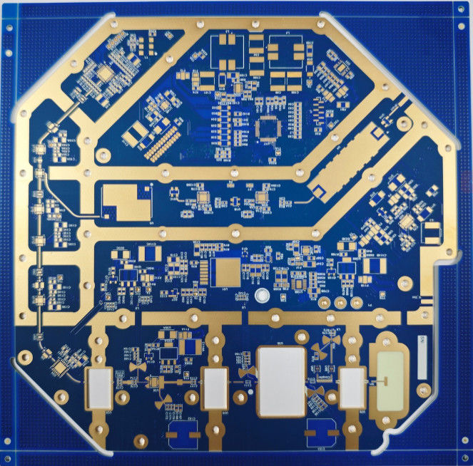 HDI avanzato PCB a qualsiasi strato per dispositivi Min. Anello annulare 3 mil Spessore 0,2 mm-6,0 mm Larghezza minima della linea / Spaziamento 3 mil/3 mil