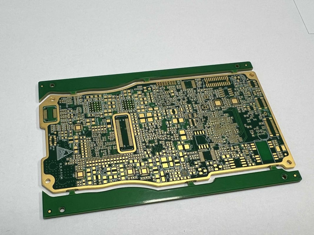 Max. Panel Dimensione 600mm*1200mm Multilayer PCB Board con spessore di rame 0.5oz-6oz e spessore 0.2mm-6.0mm
