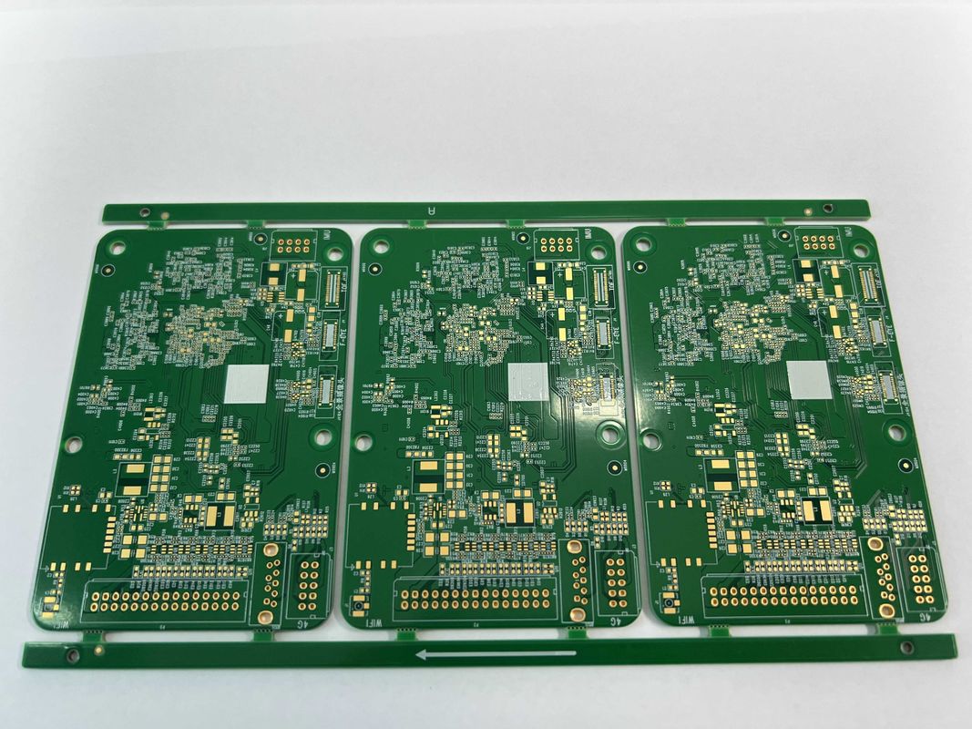 Finger Gold Multilayer Circuit Board con 0,2 mm Min. Dimensione del foro e Superficie OSP